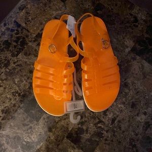 Size 7 jelly sandals
